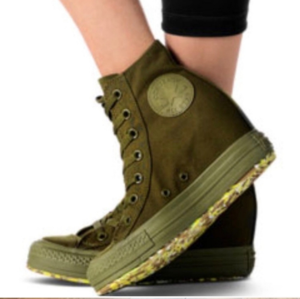 CONVERSE CT PLATFORM  PLUS WOMEN'S SZ 7.5 / 542429C